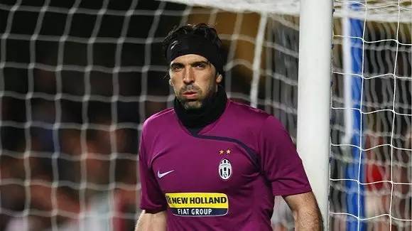 国乒8-4德国！仅孙颖莎横扫，混双男双得2分，王楚钦男单遇挑战！（国乒8比4力克德国！仅孙颖莎完成横扫，混双与男双贡献2分，王楚钦男单遭遇考验）