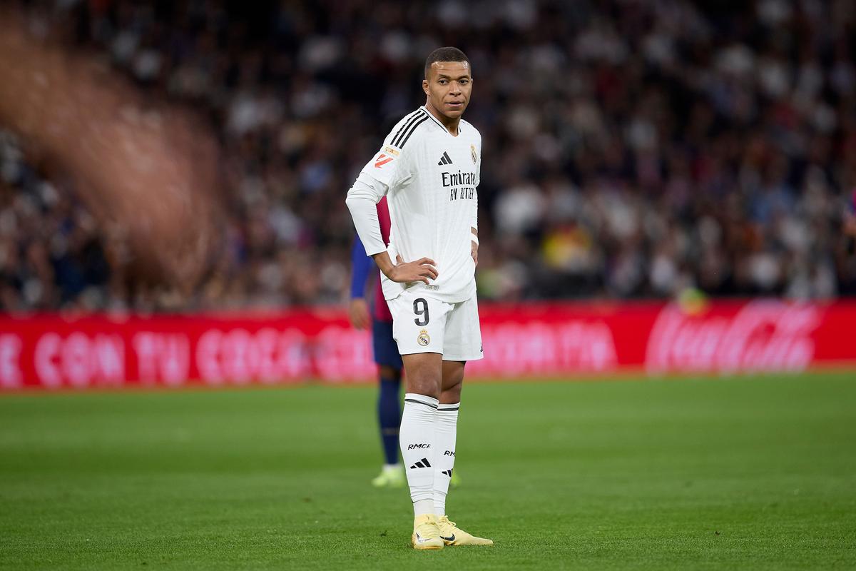 图拉姆：不认为现在踢利物浦我们就占优，每场比赛都是独立的（图拉姆：即便此刻面对利物浦也谈不上优势，每一场都是全新的较量）