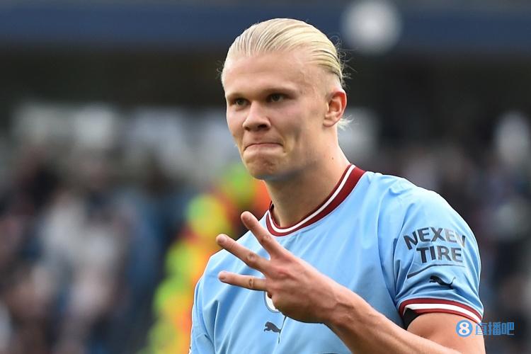 一日英超动向：曼城再具争冠实力，萨拉赫猛批斯洛特引发矛盾（英超一日观察：曼城重现争冠火力，萨拉赫怒斥斯洛特掀风波）