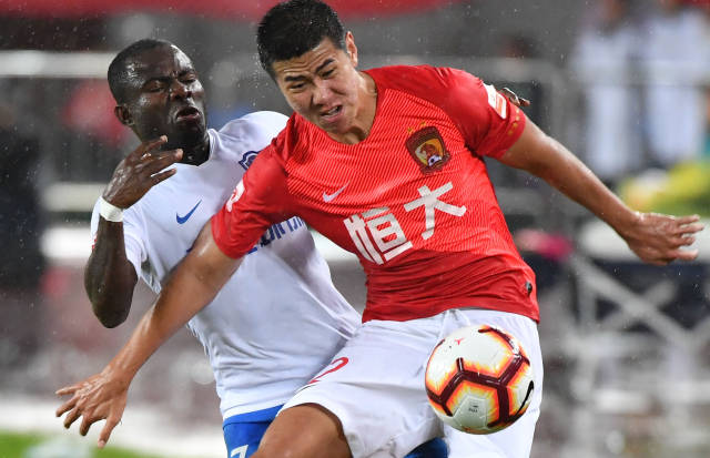 利物浦欧冠客场取分战平切尔西（欧冠客场争分，利物浦战平切尔西）